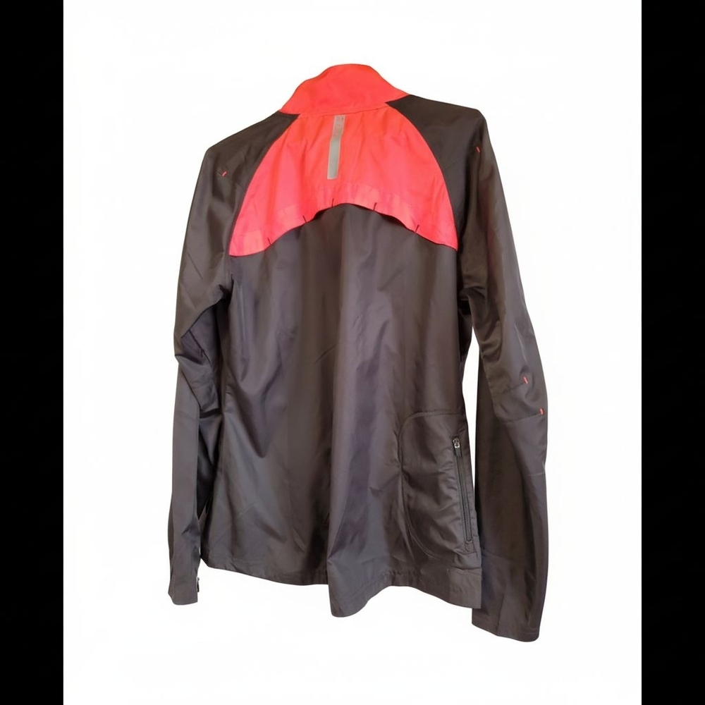 Under Armour NWOT Black and Pink Women's Windbreaker Run🏃🏼‍♀️ Jacket - Picture 4 of 7